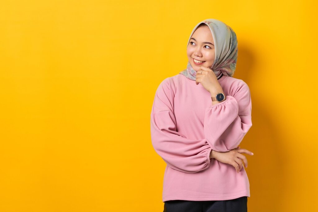 woman 7106310 1280