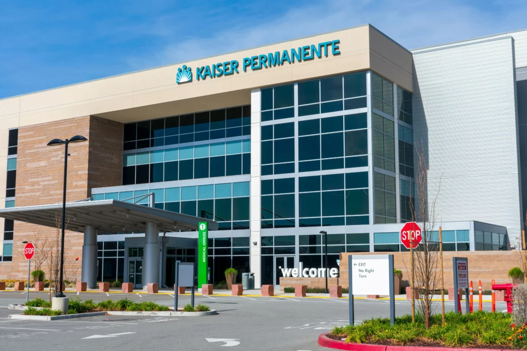 Kaiser Permanente Health Insurance Review (2026): Is the Integrated Model Right for You?